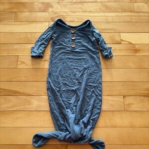 Caden Lane bamboo Long Sleeve tie knot gown 0-6M Slate Blue baby newborn photos